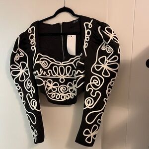 AKIRA Black and White Embroidered Crop Top